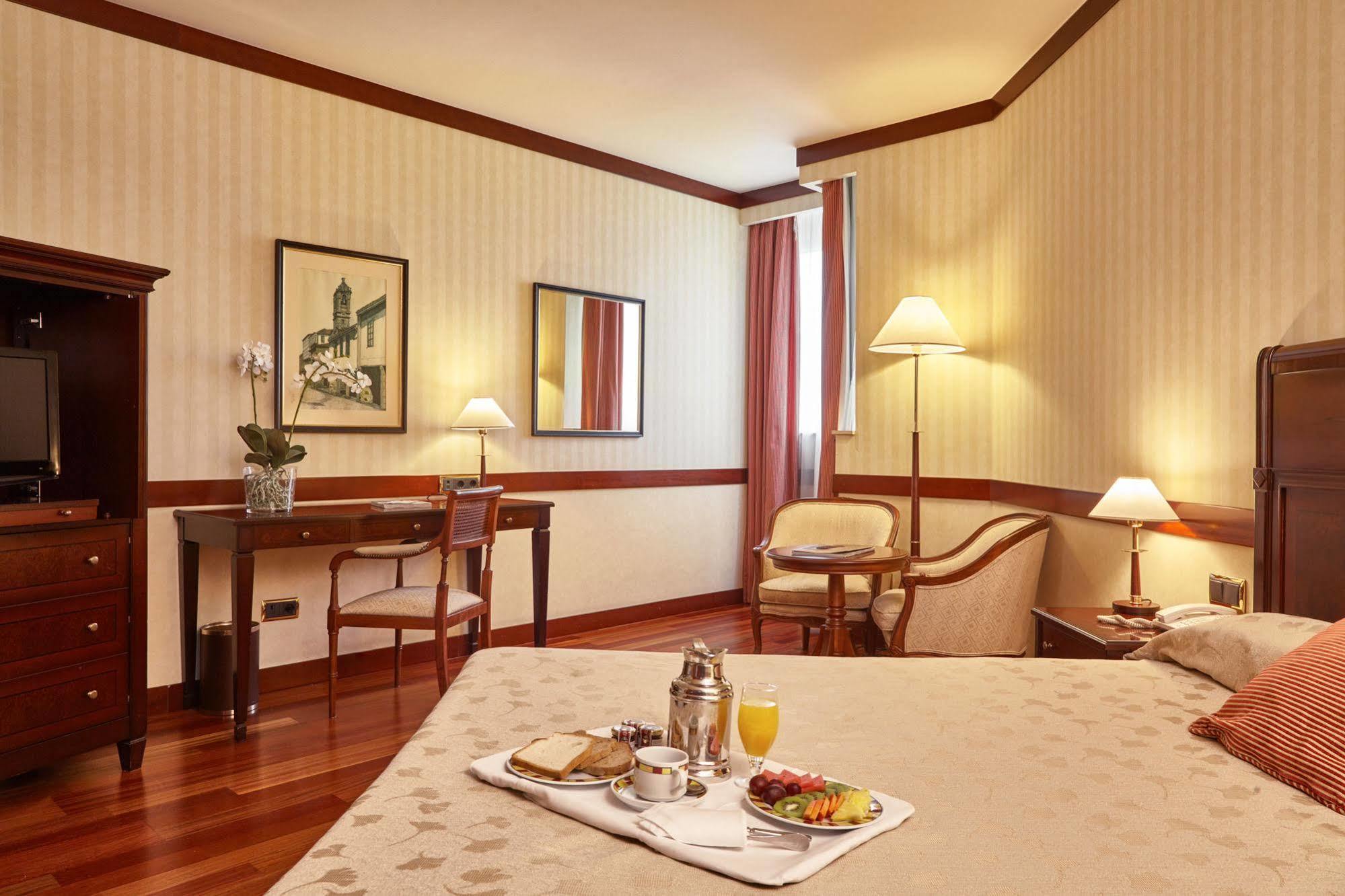 Eurostars Gran Hotel Santiago Santiago de Compostela Ngoại thất bức ảnh